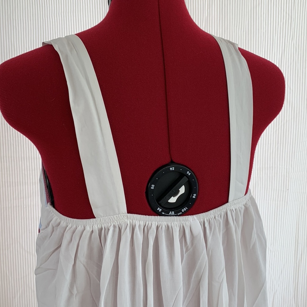 Embroidered cotton night dress BNWOT - Picture 4 of 6
